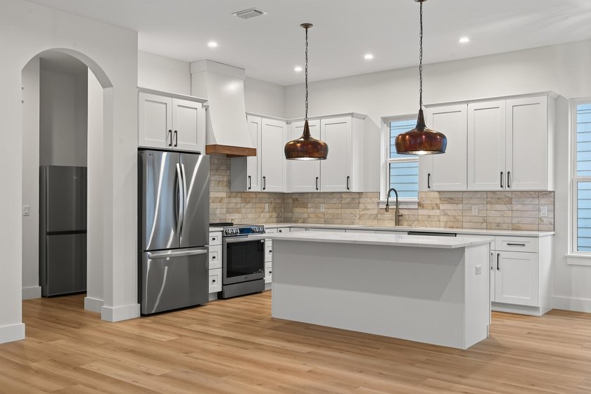 NEW Construction! Must see 4bd/3.5ba home in gated Hidden Grove - photo 31