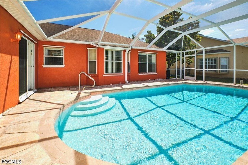 Location, location, location - and this one truly delivers - photo 22