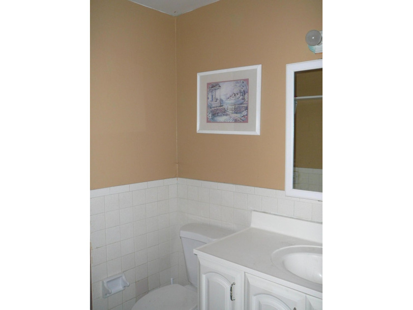 HUGE CBS DUPLEX ZONED GENERAL COMMERCIAL WHICH IS A LEGAL NON - photo 23