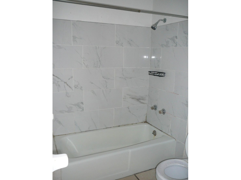 HUGE CBS DUPLEX ZONED GENERAL COMMERCIAL WHICH IS A LEGAL NON - photo 33