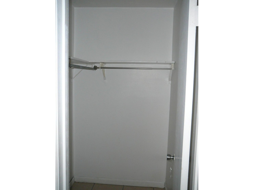 HUGE CBS DUPLEX ZONED GENERAL COMMERCIAL WHICH IS A LEGAL NON - photo 35