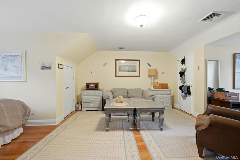 Welcome to 11 Cliftwood Drive, located in one of Huntington's - photo 17