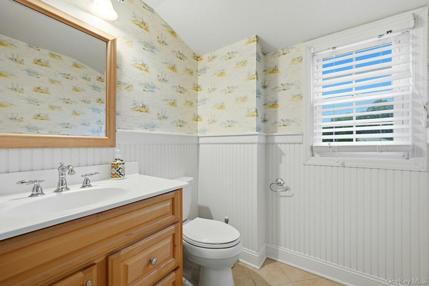 Welcome to 11 Cliftwood Drive, located in one of Huntington's - photo 20