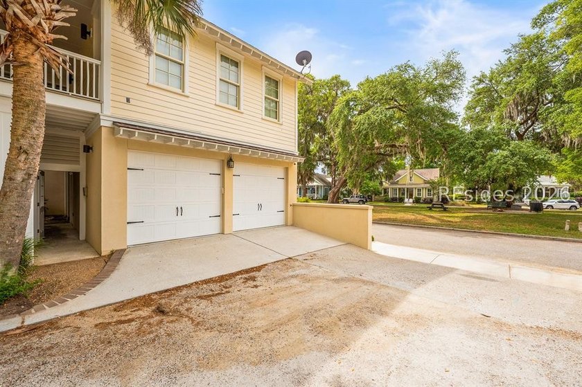 Welcome home to this luxurious lock-and-leave condominium in - photo 46