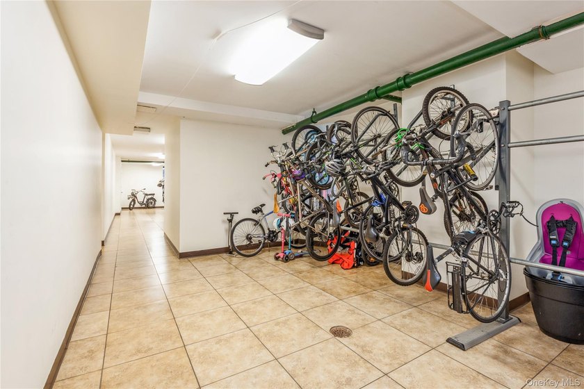 Introducing a rare, spacious 5-bedroom 1 Bathroom Co-op for Sale - photo 12