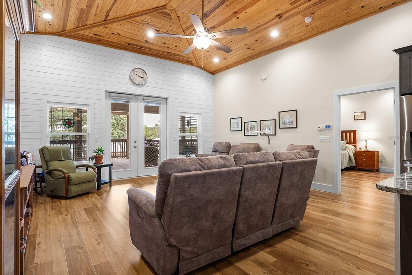 Come home to Florida lakefront living at its best! Welcome to - photo 16