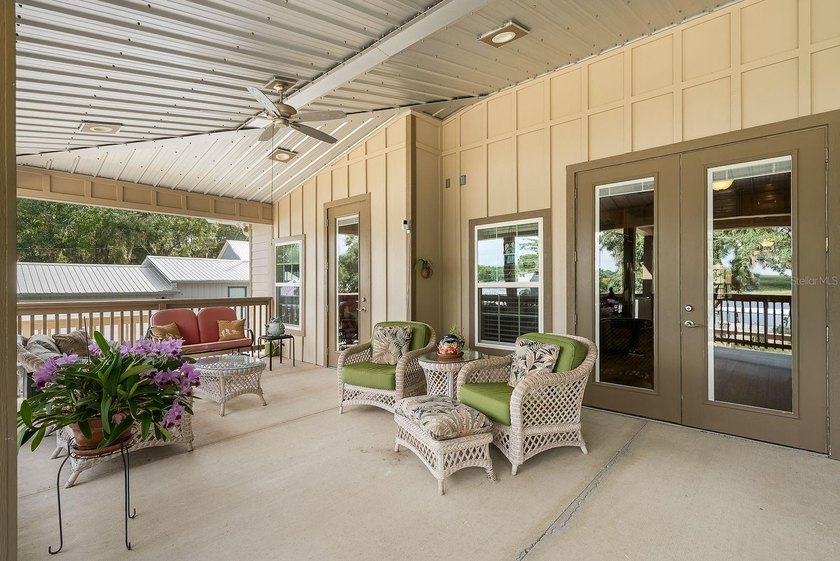 Come home to Florida lakefront living at its best! Welcome to - photo 18