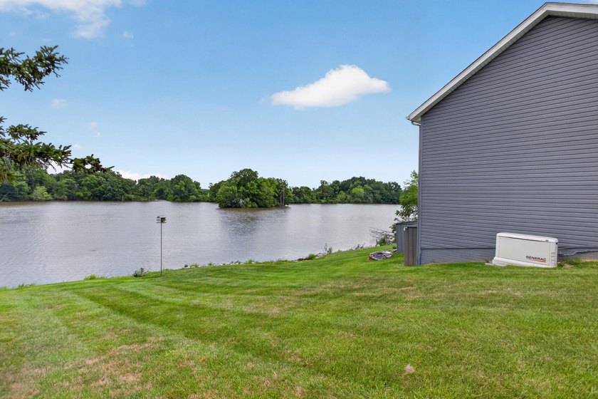 7070 Donegal Dr - photo 11