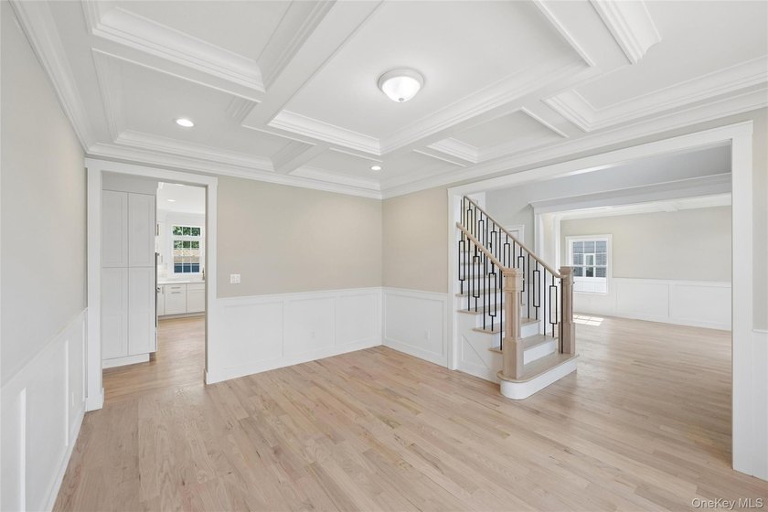 Brand-New Custom Colonial in the Heart of Merrick - Move-In - photo 12