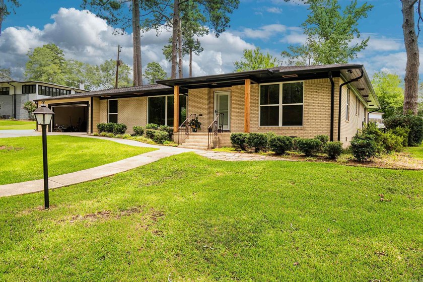 Completely renovated and move-in ready! This beautifully updated - photo 27