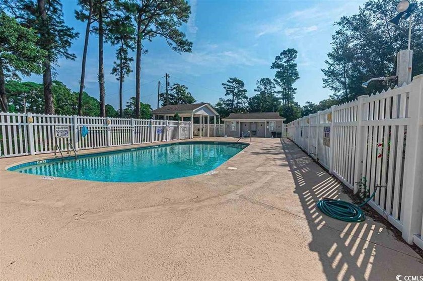Turn-key 2BR/2BA end unit condo with stunning Intracoastal - photo 30