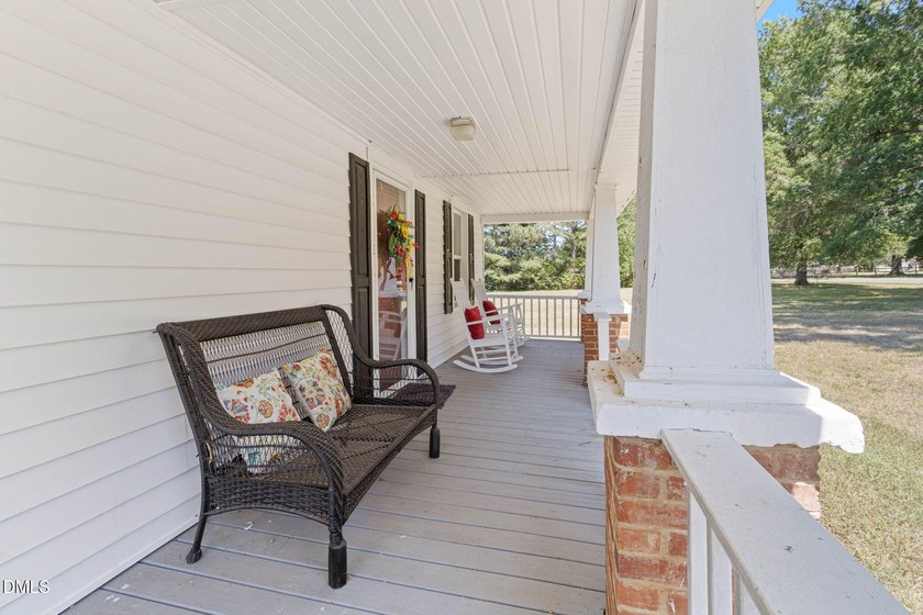 Well-maintained home on 1.8 acres in desirable Oxford area with - photo 9