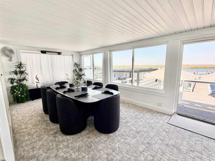 Experience the ultimate island lifestyle in your Contemporary - photo 18