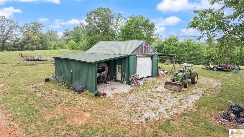 Charming, fully remodeled farmhouse nestled on approximately - photo 28