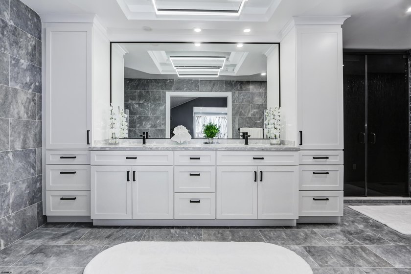 Experience the ultimate island lifestyle in your Contemporary - photo 30