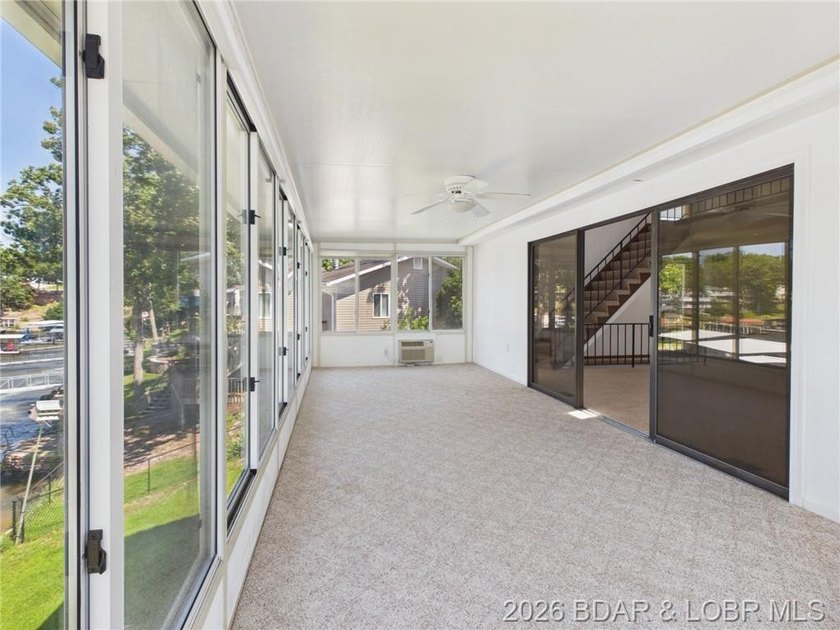 ***MOTIVATED SELLERS*** Lake living is easy in this beautiful - photo 38