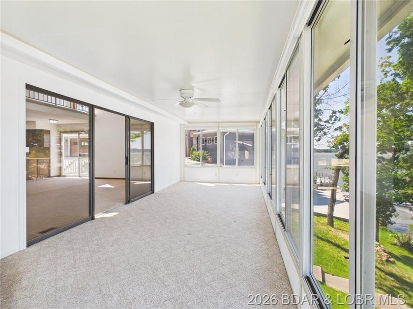 ***MOTIVATED SELLERS*** Lake living is easy in this beautiful - photo 39