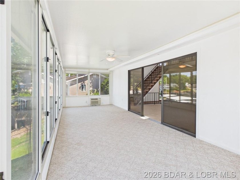 ***MOTIVATED SELLERS*** Lake living is easy in this beautiful - photo 41