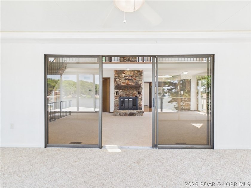 ***MOTIVATED SELLERS*** Lake living is easy in this beautiful - photo 43