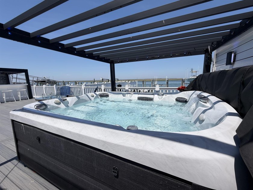 Experience the ultimate island lifestyle in your Contemporary - photo 47