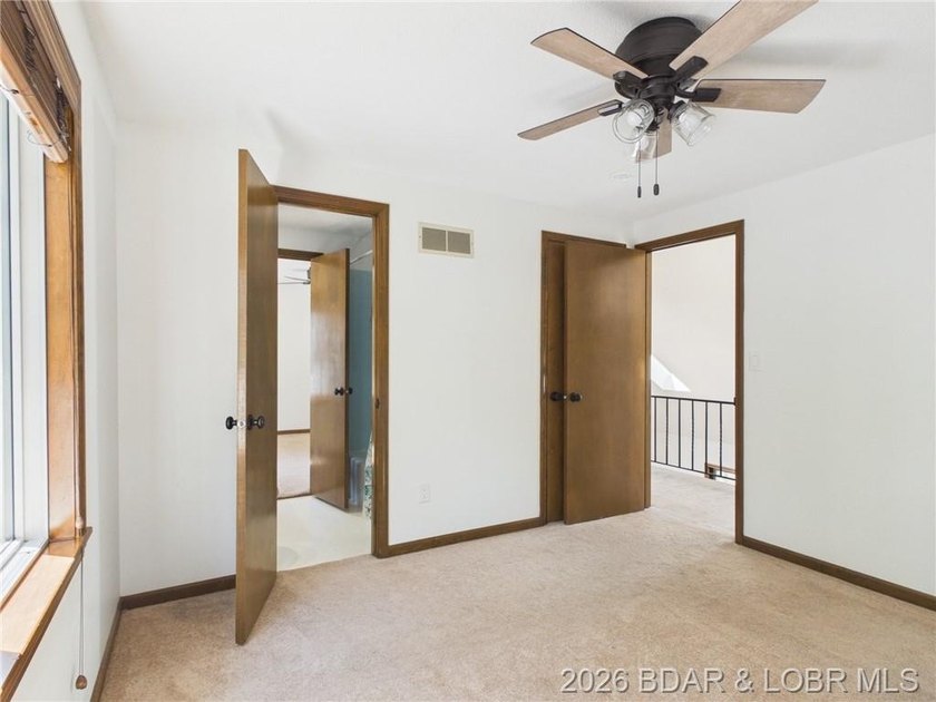 ***MOTIVATED SELLERS*** Lake living is easy in this beautiful - photo 48