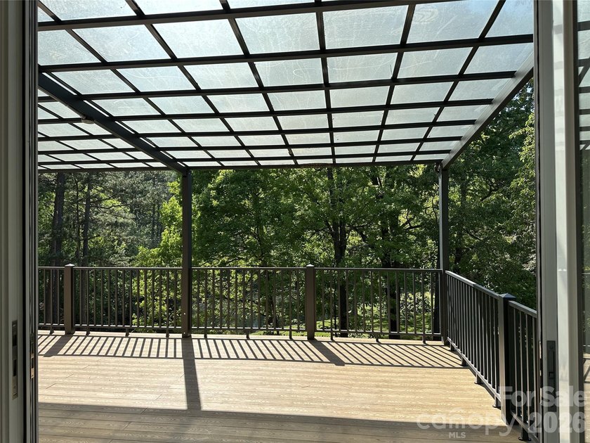 Hard to find and highly sought after - this all-brick, 2-story - photo 18