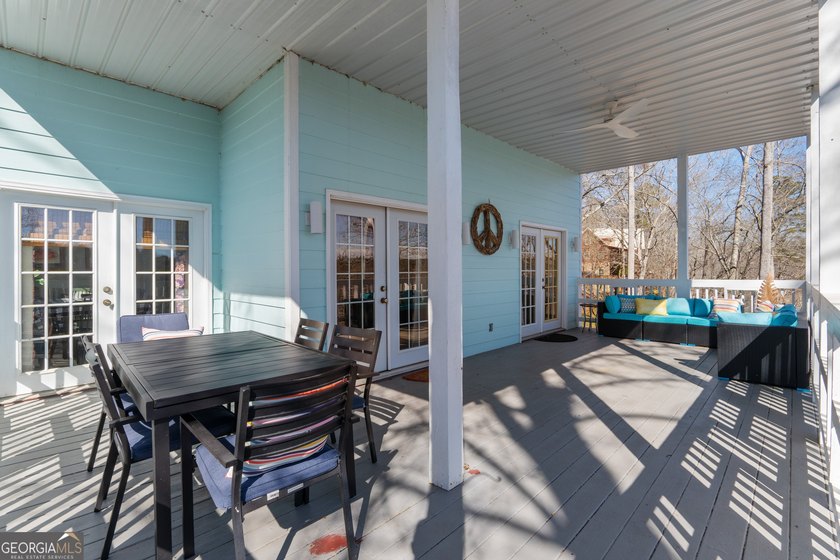 Tucked away in the heart of Lake Wedowee, 967 Wright Way offers - photo 5