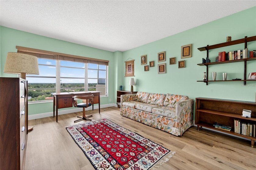 Rare 12th-Floor Corner Penthouse with Panoramic Sunrise &amp; Sunset - photo 20