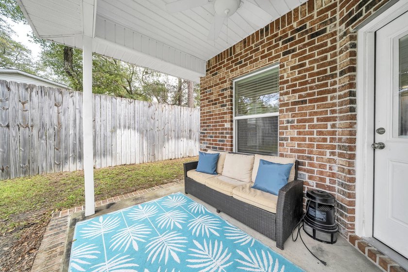 VA assumable loan 4.625%! Great, local builder built this home - photo 36