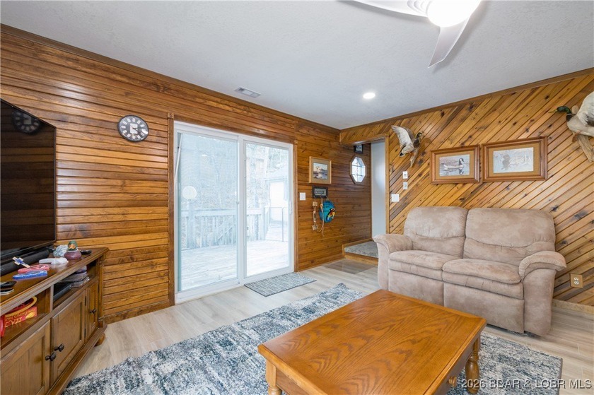 **Lakefront Home with 3 Acres ** One owner Custom Built Home - - photo 8