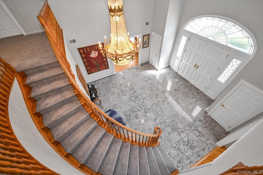Experience refined living in this exquisitely crafted and - photo 3