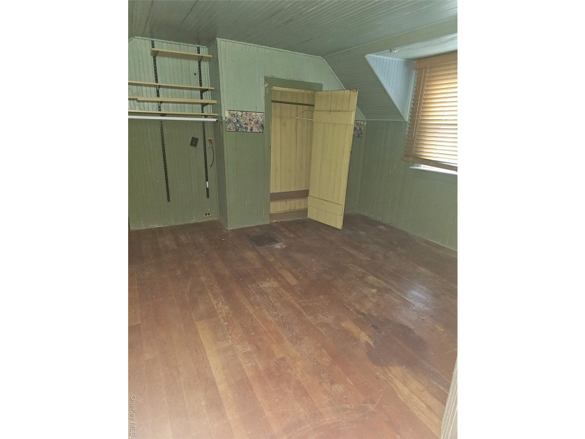 Settle Estate. Don't miss this one. Great starter cape on large - photo 12