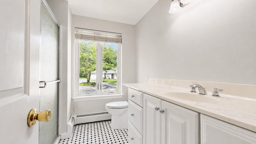 This bright and lovely 3-bedroom, 2.5 bathroom condo offers the - photo 36