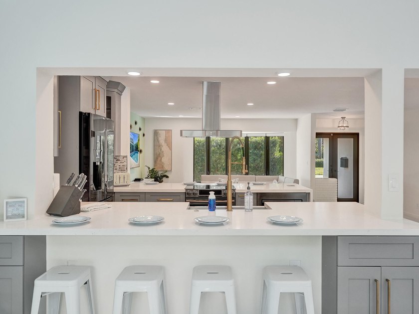 Showings to commence July 24 Welcome to 5251 NE 26th Ave! - photo 17