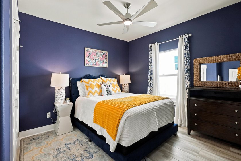 Welcome to the ''Pink Alligator''! This one owner home is - photo 18