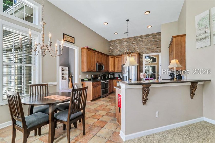 Welcome to 2 Crossings Blvd! Very nice, larger home with great - photo 12