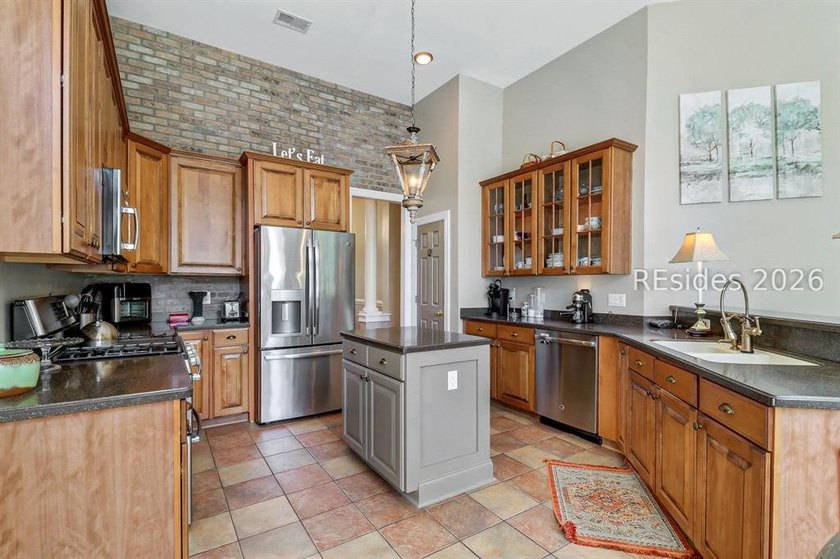 Welcome to 2 Crossings Blvd! Very nice, larger home with great - photo 13