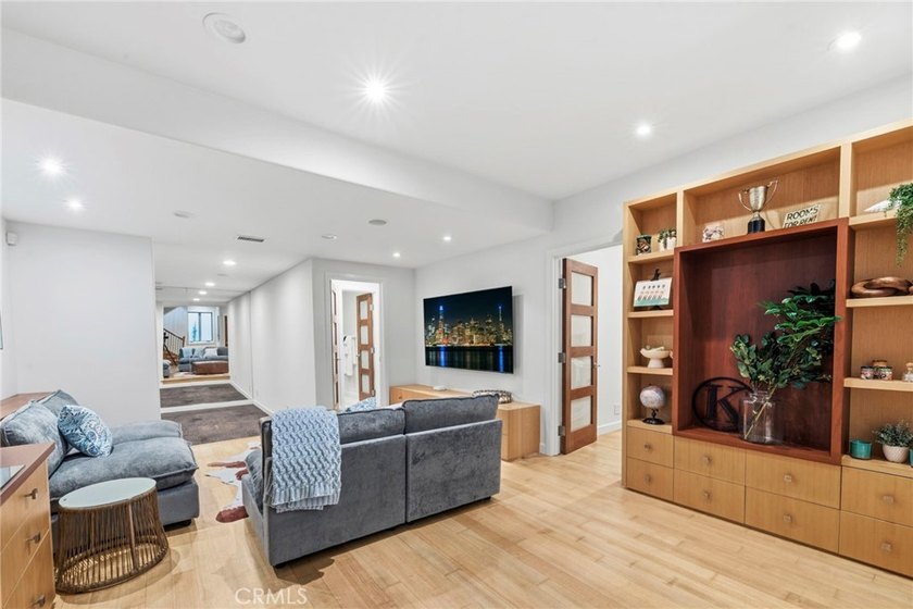 AAA+ North Hermosa furnished rental! Enjoy the quintessential - photo 13
