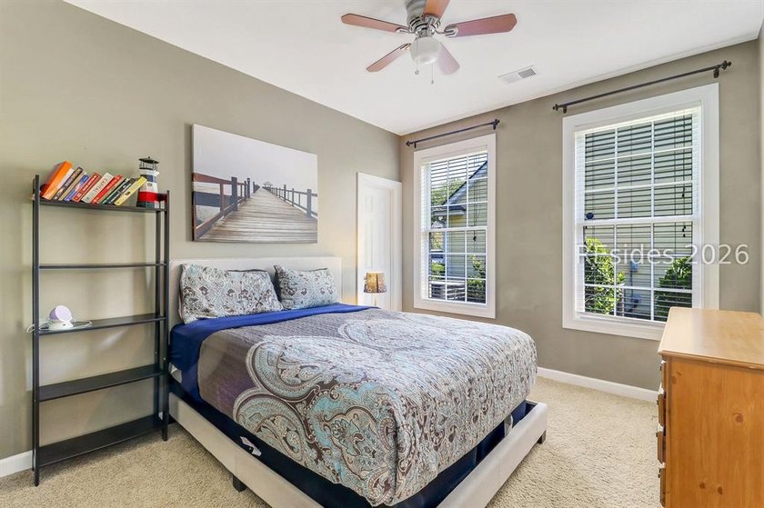 Welcome to 2 Crossings Blvd! Very nice, larger home with great - photo 23