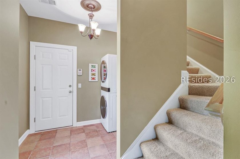 Welcome to 2 Crossings Blvd! Very nice, larger home with great - photo 29
