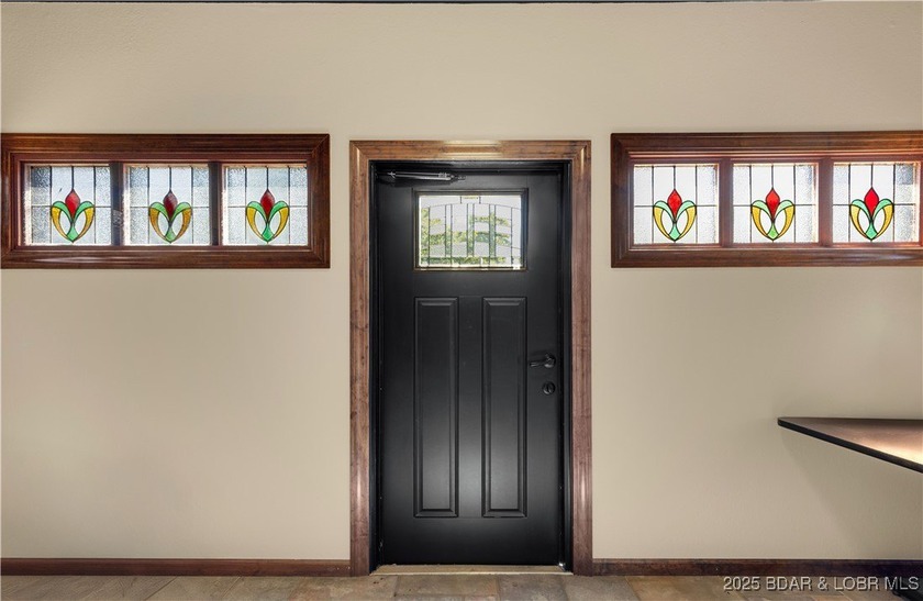 Fully updated commercial property ready for your next venture! - photo 4