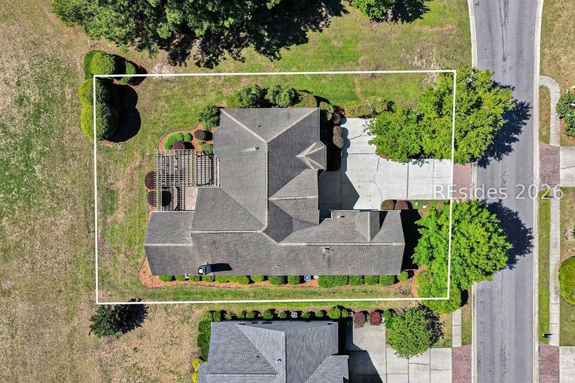 Welcome to 2 Crossings Blvd! Very nice, larger home with great - photo 47