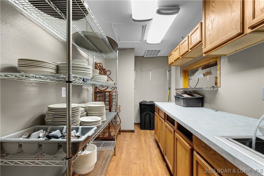 Fully updated commercial property ready for your next venture! - photo 8