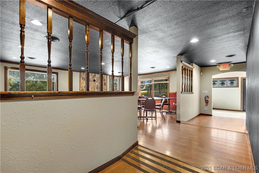Fully updated commercial property ready for your next venture! - photo 9