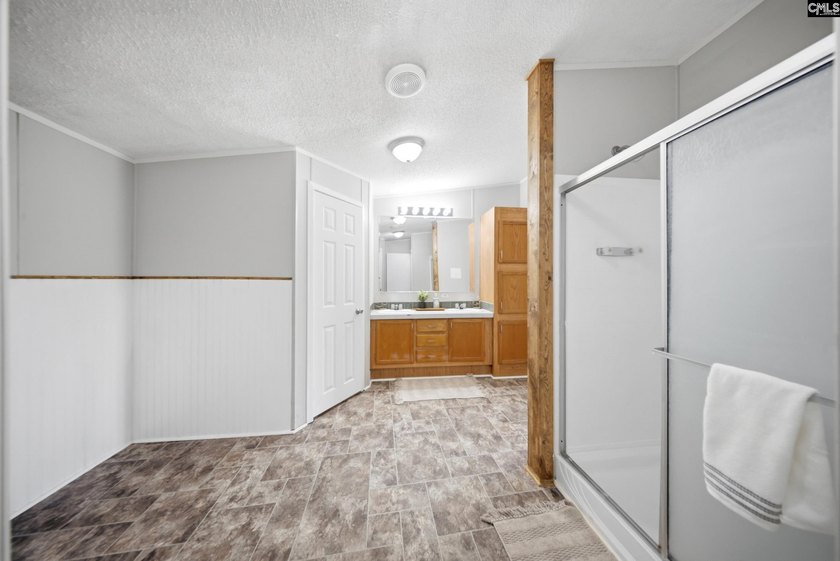 Welcome to 7580 Columbia Highway-where modern updates meet - photo 21
