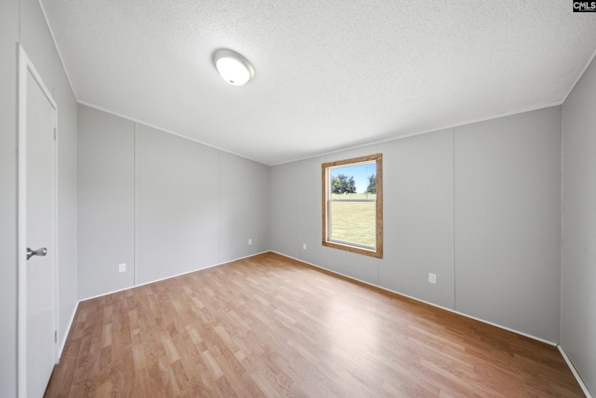 Welcome to 7580 Columbia Highway-where modern updates meet - photo 22