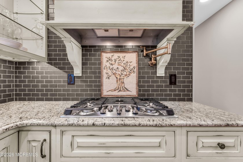 Welcome to a truly exceptional residence nestled on a majestic - photo 22