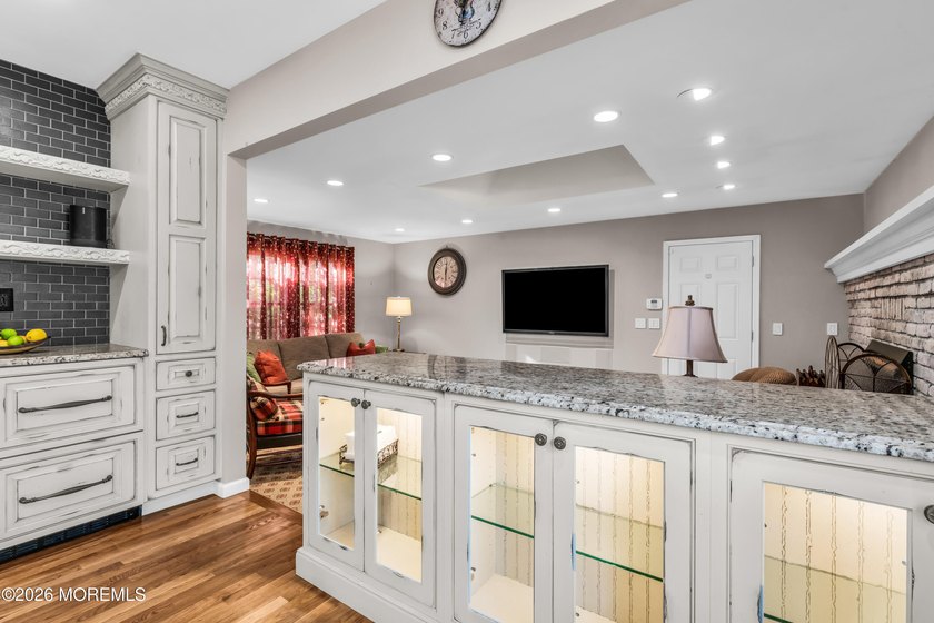Welcome to a truly exceptional residence nestled on a majestic - photo 24