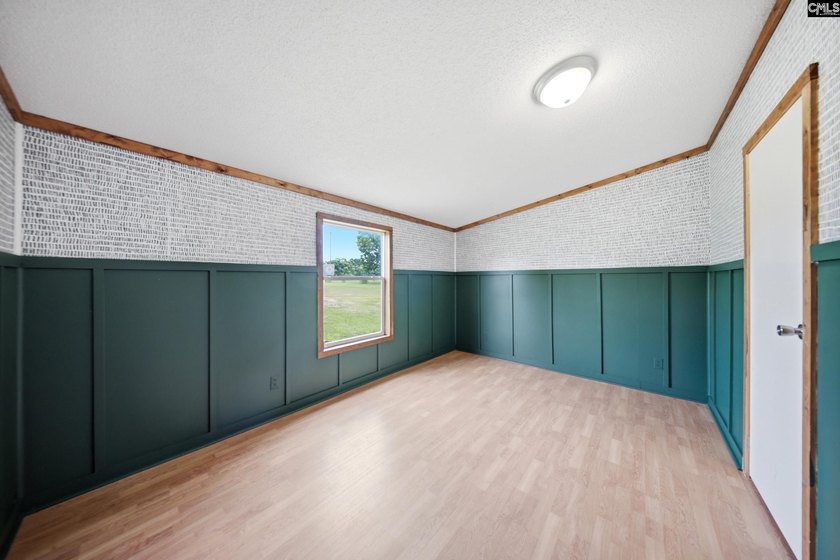 Welcome to 7580 Columbia Highway-where modern updates meet - photo 27