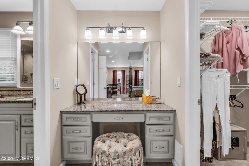 Welcome to a truly exceptional residence nestled on a majestic - photo 35